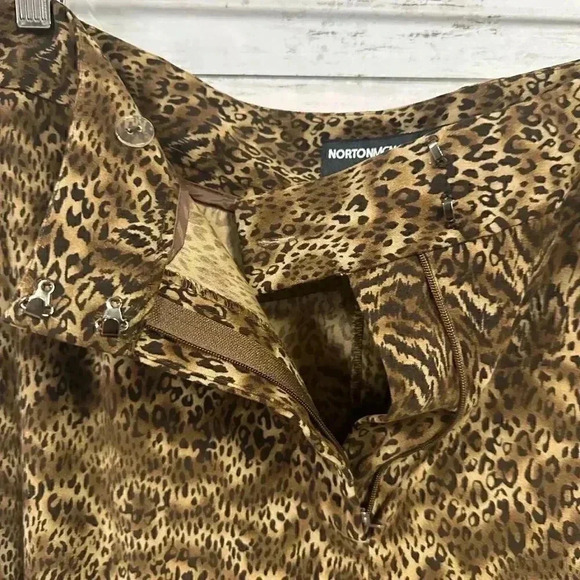 Norton Mcnaughton Woman Stretch Leopard Pants Size 16W - Picture 6 of 6